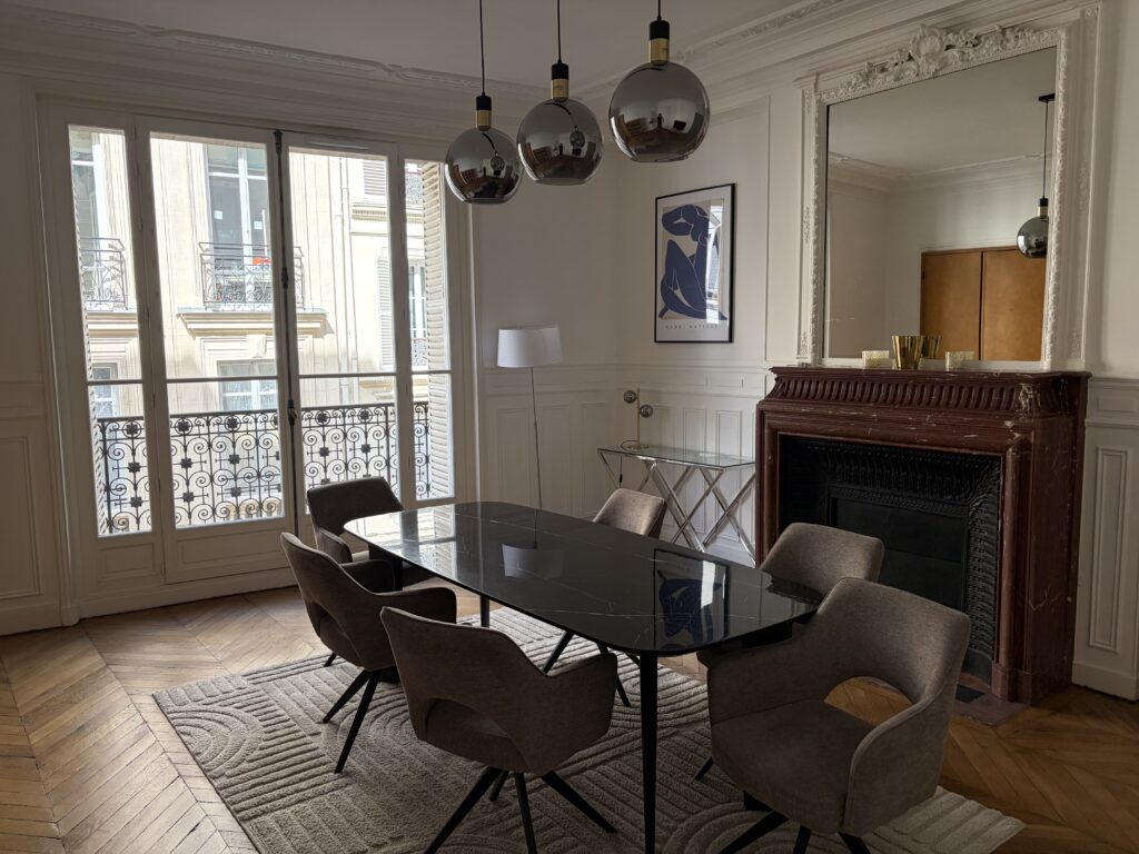 Cabinet LLA Avocats — salle de réunion